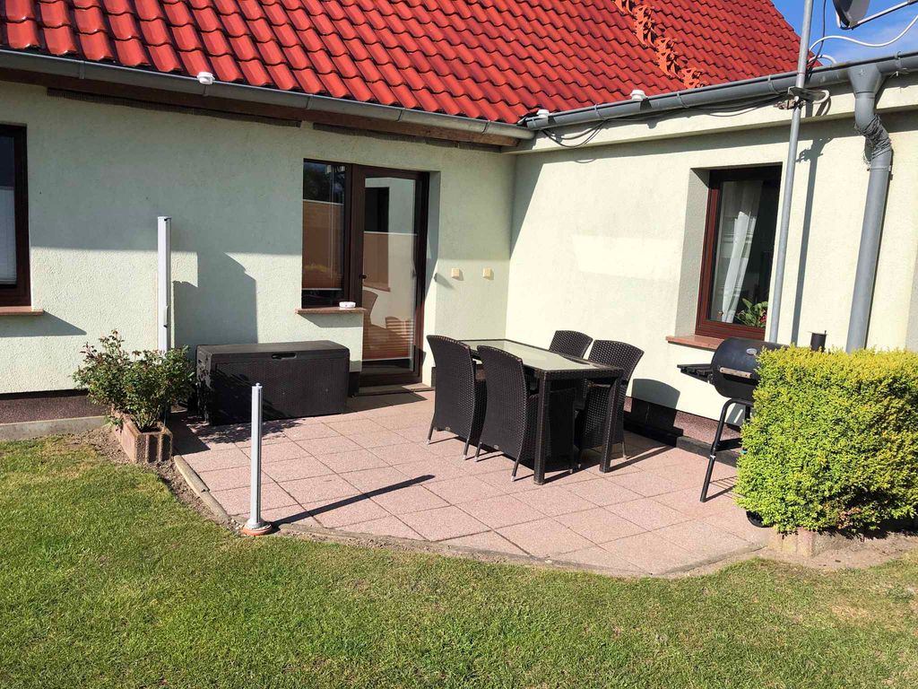Ferienhaus mit Terrasse und Garten