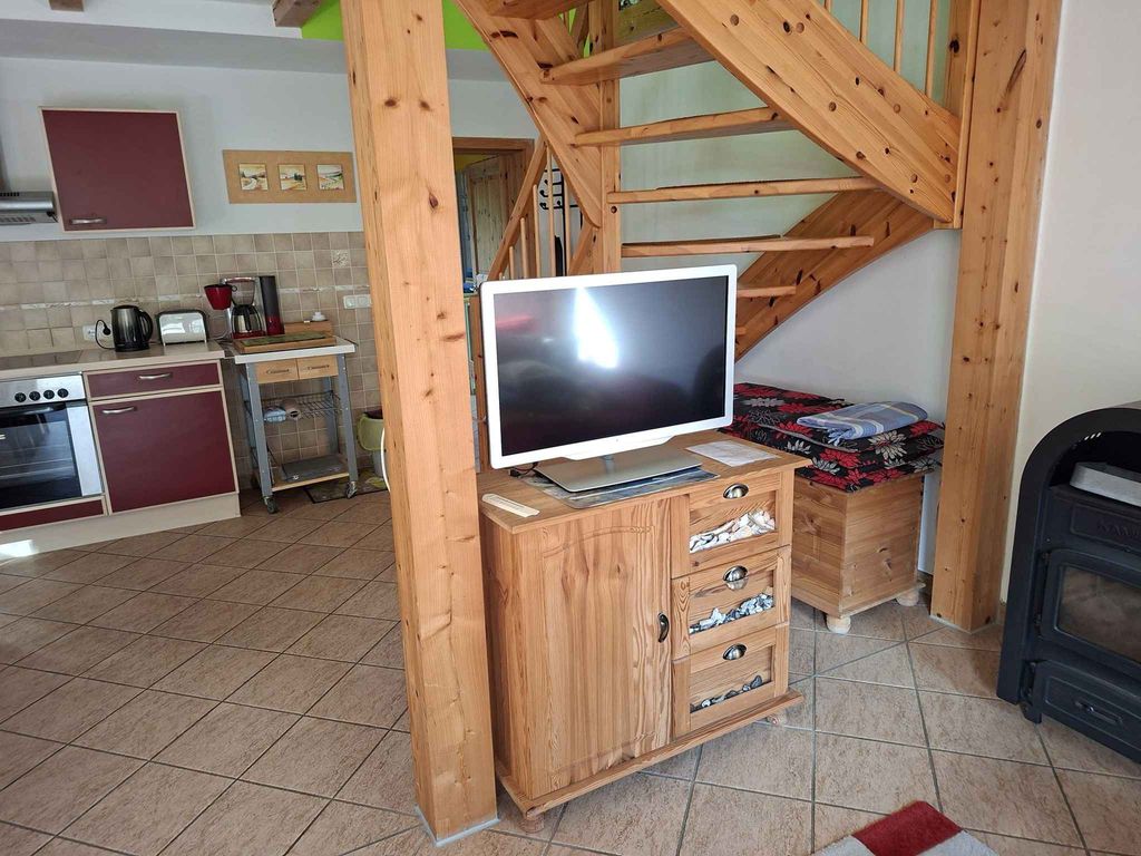 Ferienhaus mit Garten und Terrasse, 800 m zum Strand