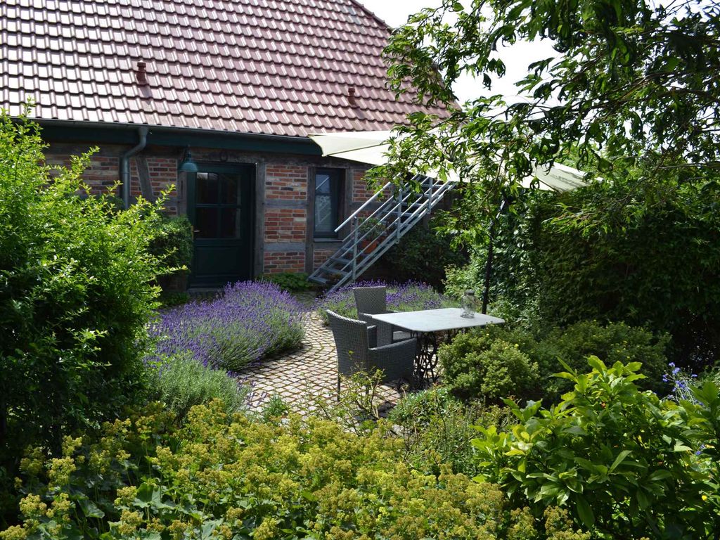 Ferienwohnung in der Natur mit Terrasse