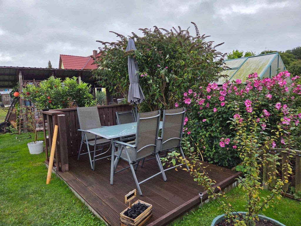 Bungalow mit kleiner Terrasse