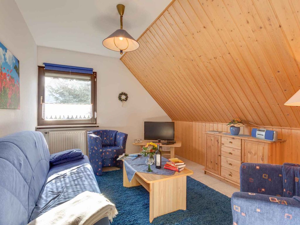 Ferienwohnung mit großem Garten und Lagerfeuerplatz