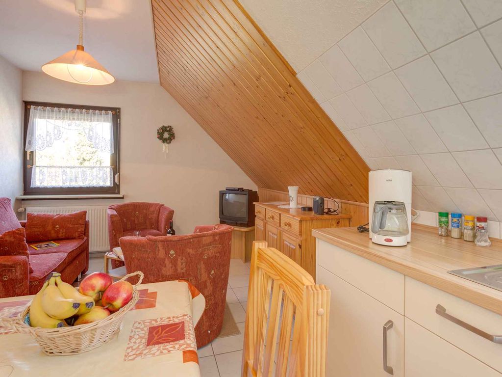 Ferienwohnung mit großem Garten und Lagerfeuerplatz