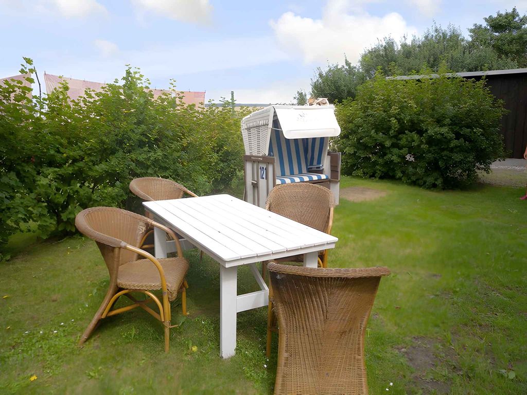 Ferienwohnung mit großem Garten und Lagerfeuerplatz