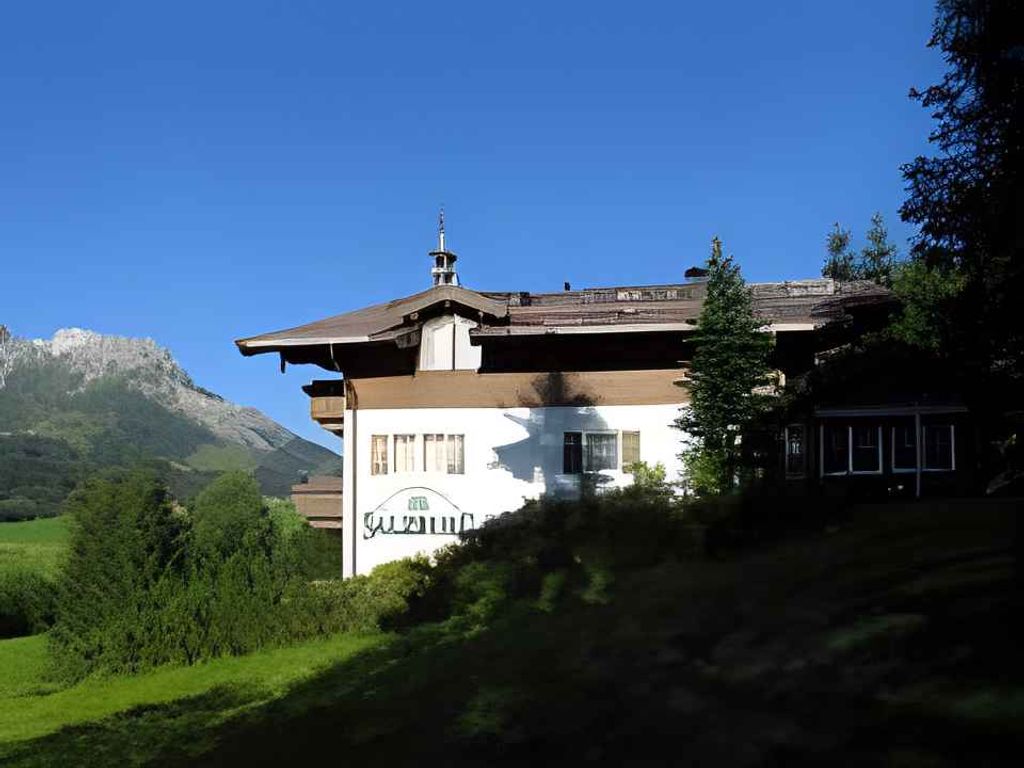 Ferienwohnung mit Pool und Sauna im Haus