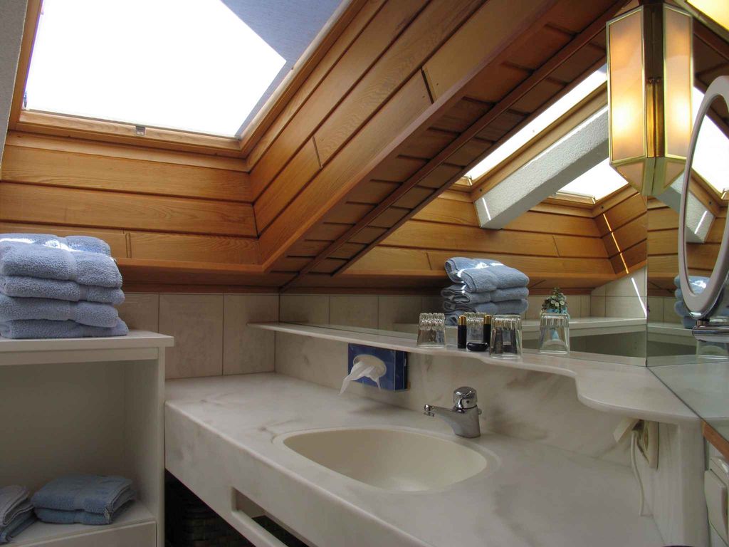 Ferienwohnung mit Pool und Sauna im Haus