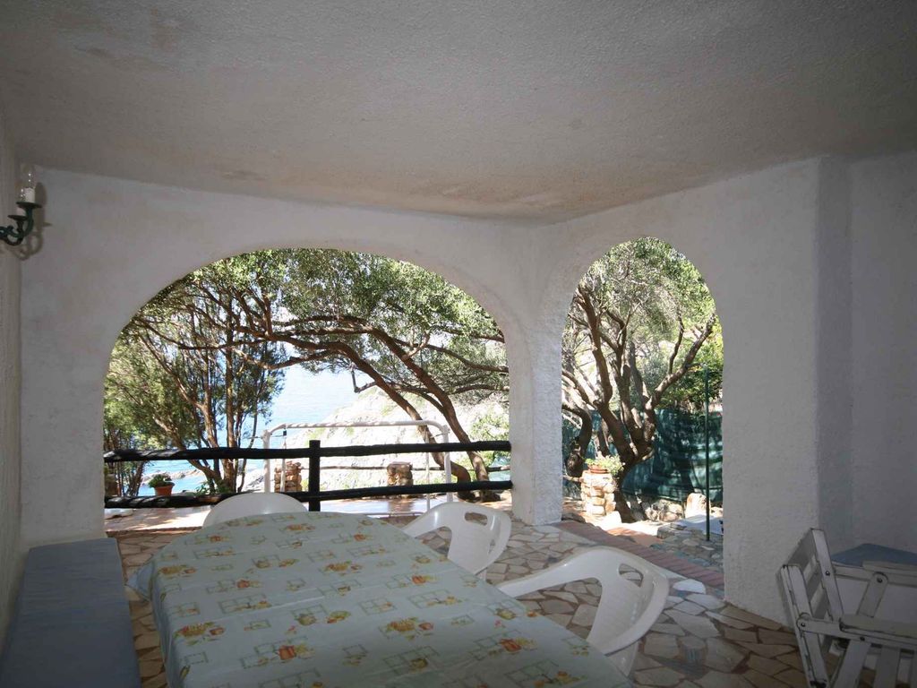 Villa mit Terrasse und Meerblick