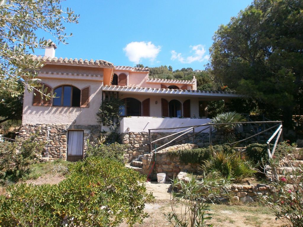 Villa mit Ausblick auf das Meer