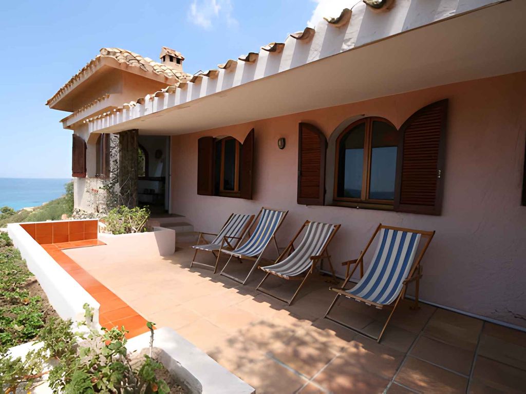Villa mit Ausblick auf das Meer