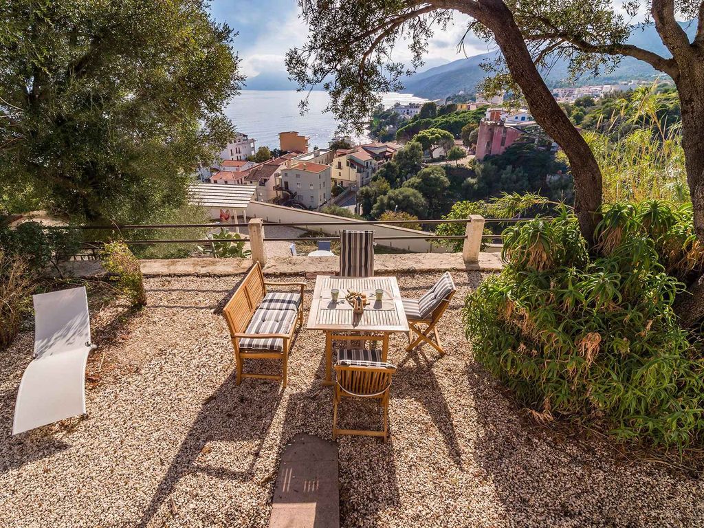 Ferienhaus mit Meerblick