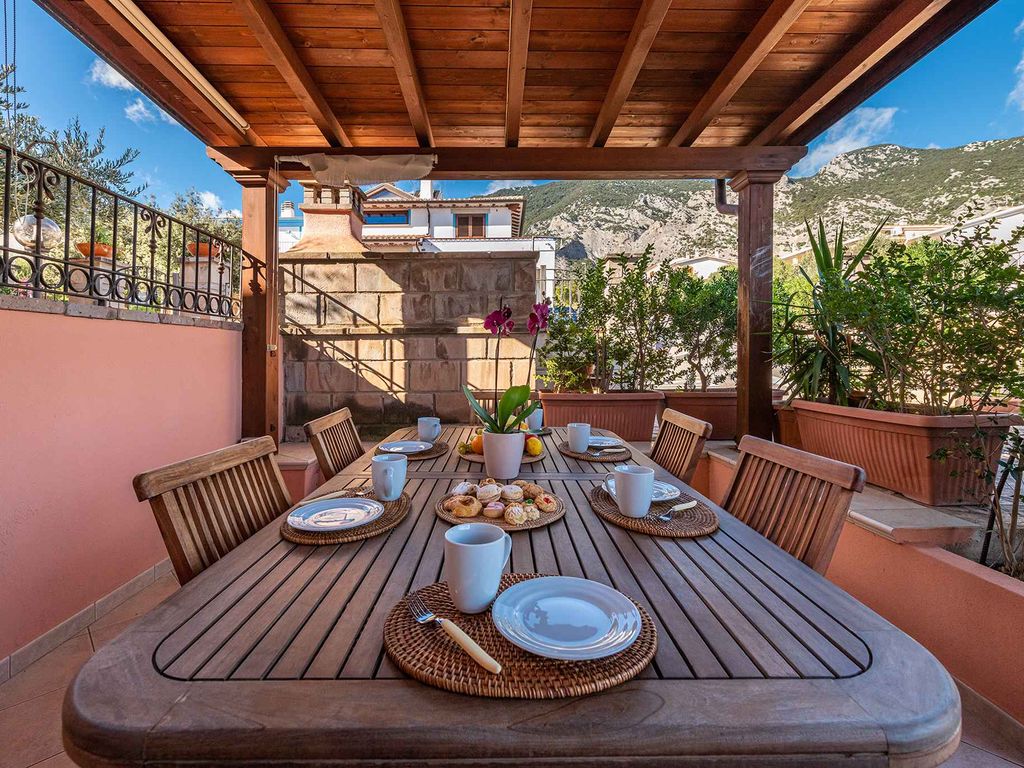 Ferienhaus mit Veranda im Innenhof