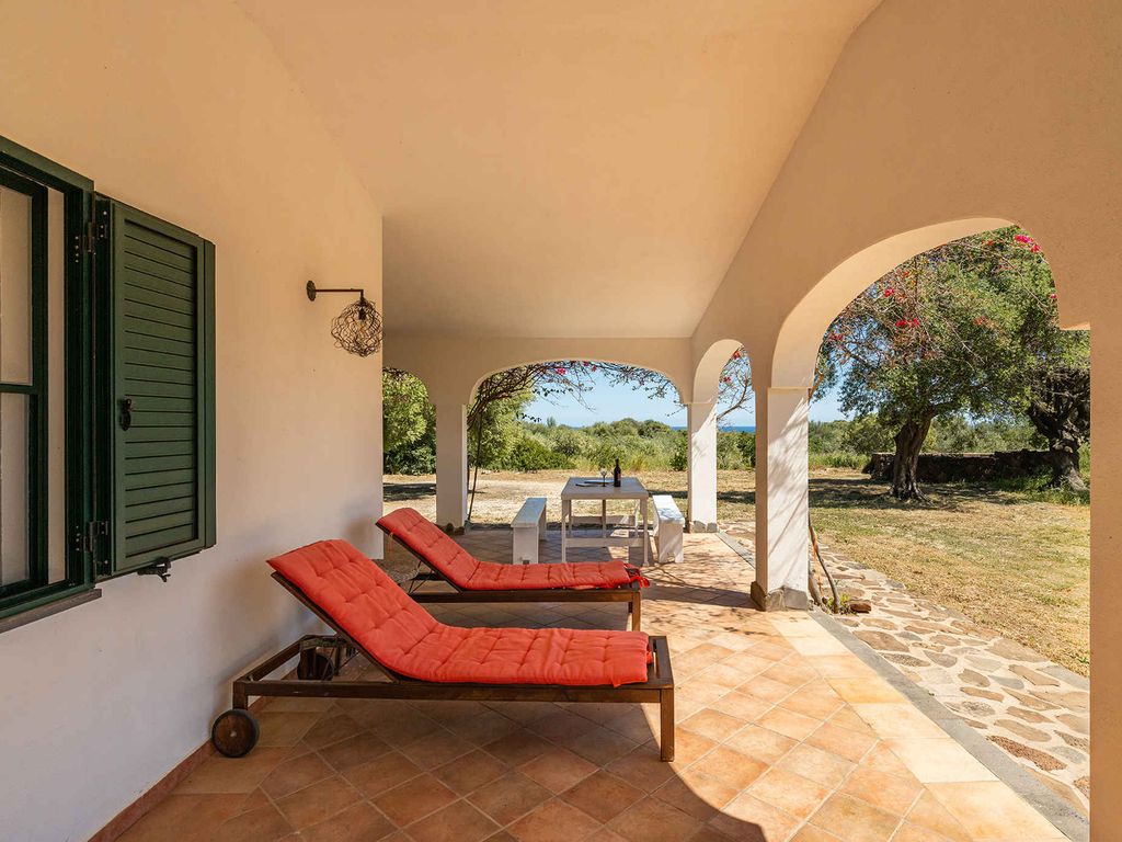 Villa mit Klimaanlage und Garten