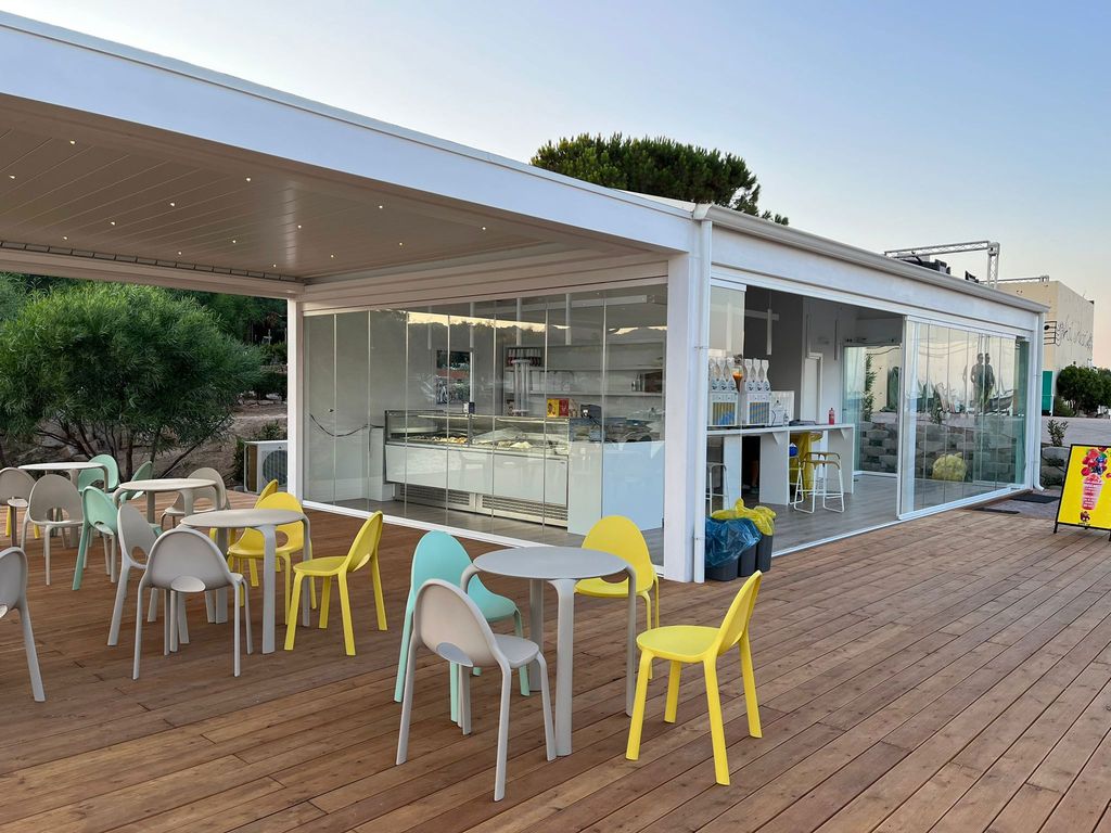 Mobilehome mit Parkplatz
