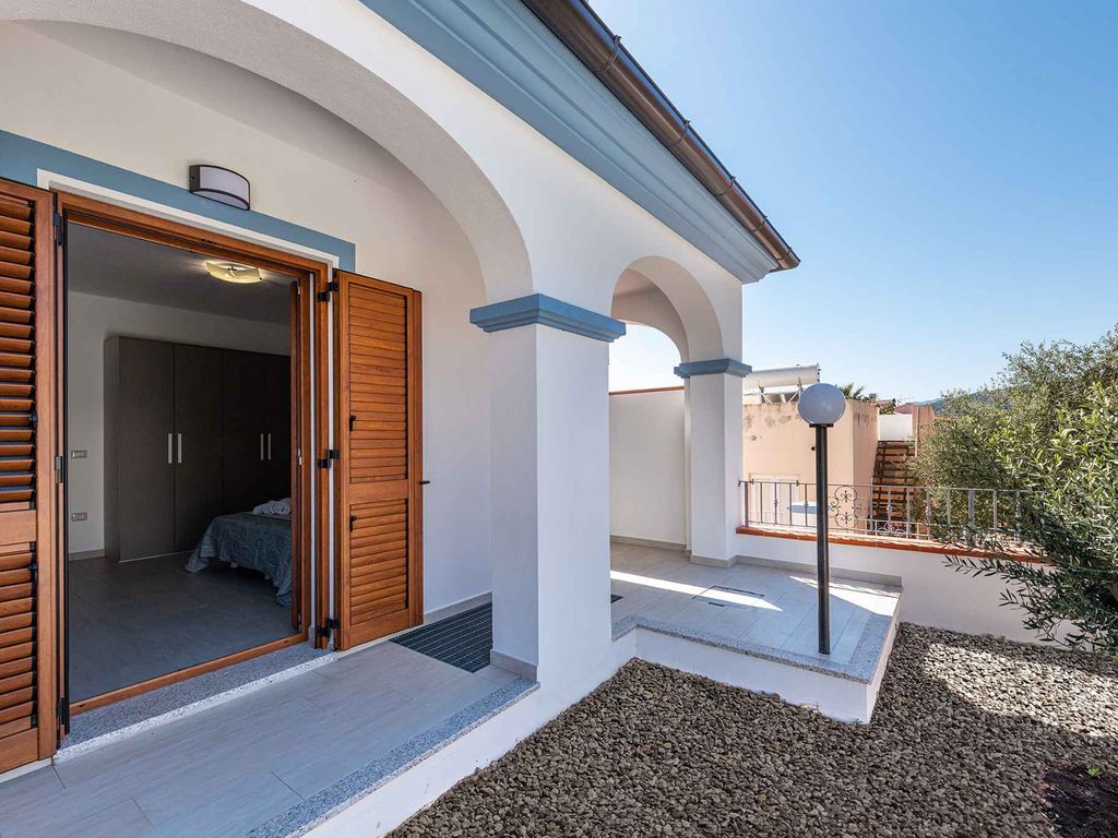 Ferienhaus mit Terrasse und Klimaanlage