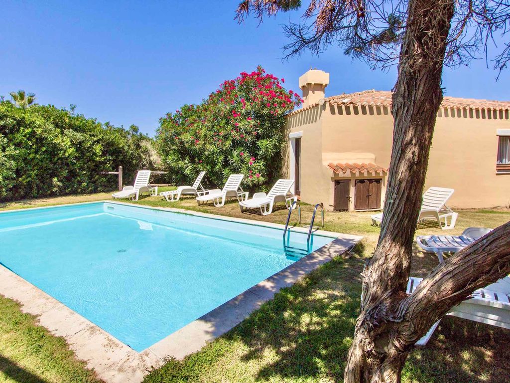 Ferienhaus mit Klimaanlage und Pool