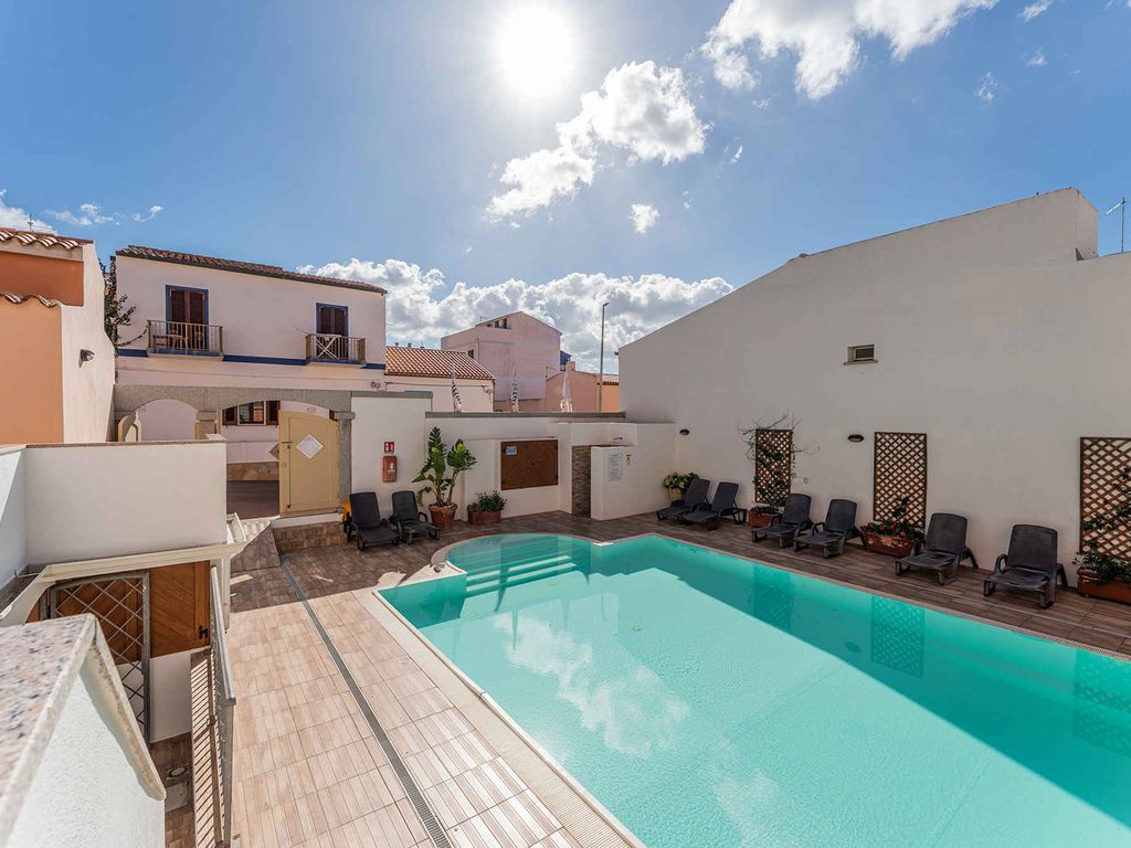 Studio mit Klimaanlage und Pool