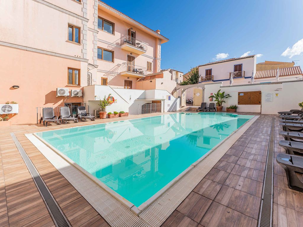 Studio mit Klimaanlage und Pool