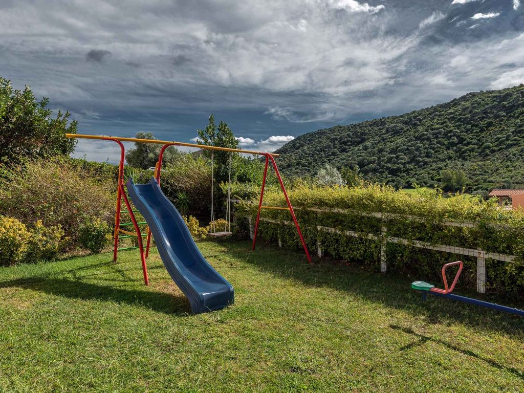 Ferienwohnung mit Pool und Klimaanlage