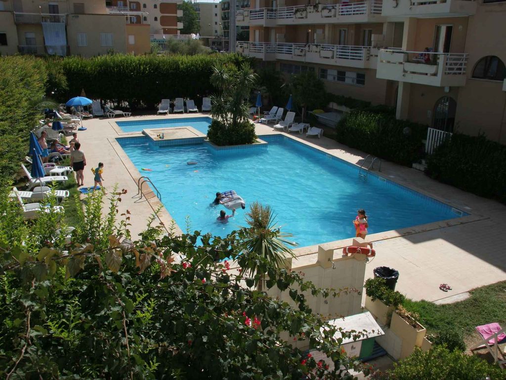 Ferienwohnung mit Klimaanlage und Pool