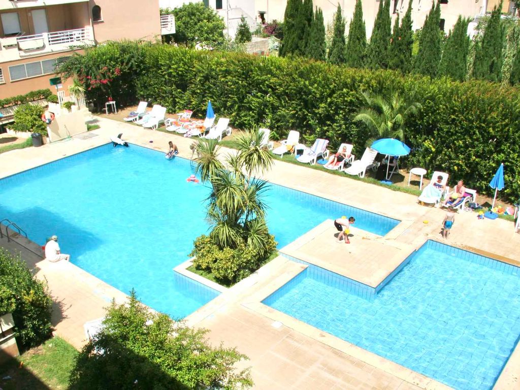 Ferienwohnung mit Klimaanlage und Pool