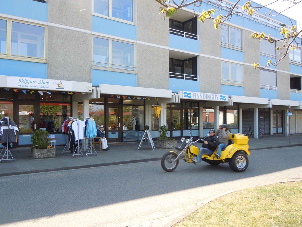 Ferienwohnung mit Balkon nur 200 m zum Ostseestrand