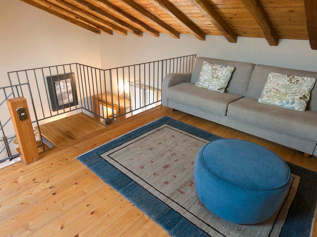 Ferienwohnung mit Garten und Außenpool