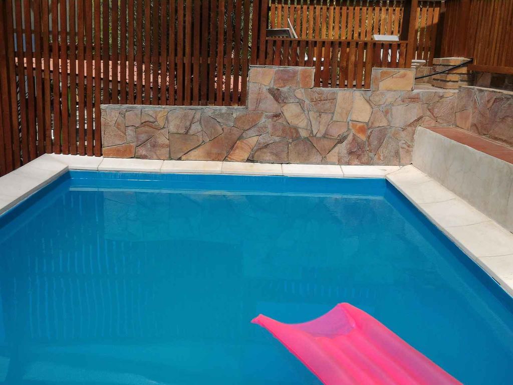 Studio mit Pool
