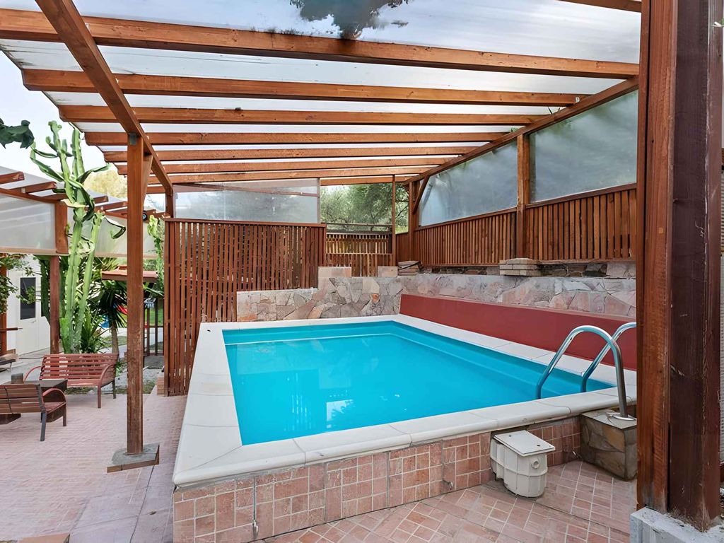 Studio mit Pool