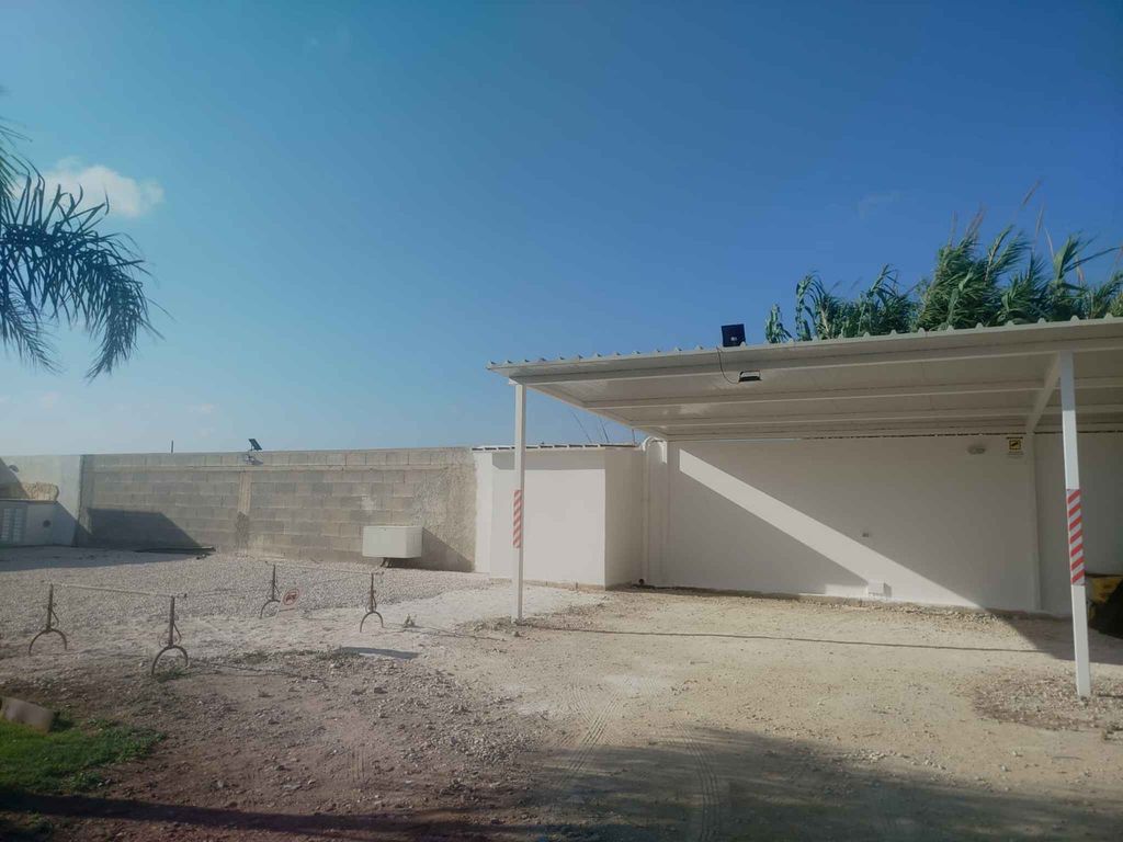 Villa mit Garden und Klimaanlage