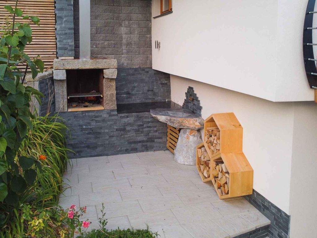Ferienhaus mit Terarsse und Garten