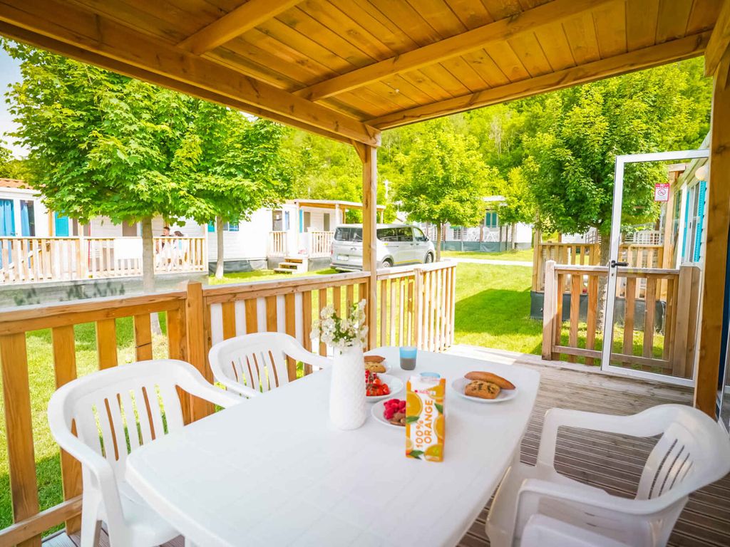 Mobilehome mit Klimaanlage, Terrasse und Wasserpark