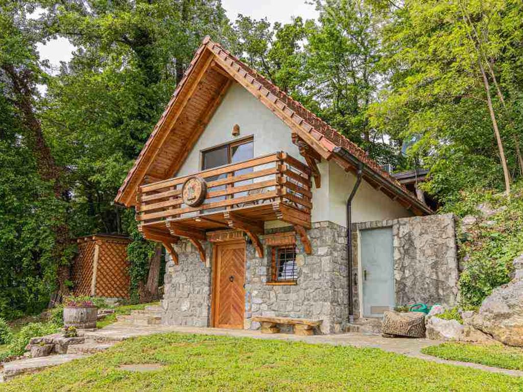 Studio in the vineyards