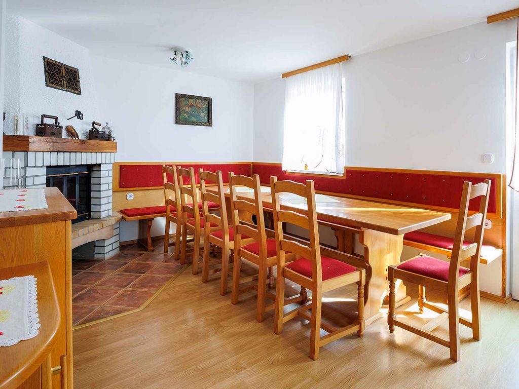 Ferienhaus mit Blick auf den Fluss Kolpa