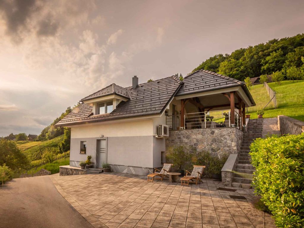 Ferienhaus mit wunderschöner Aussicht
