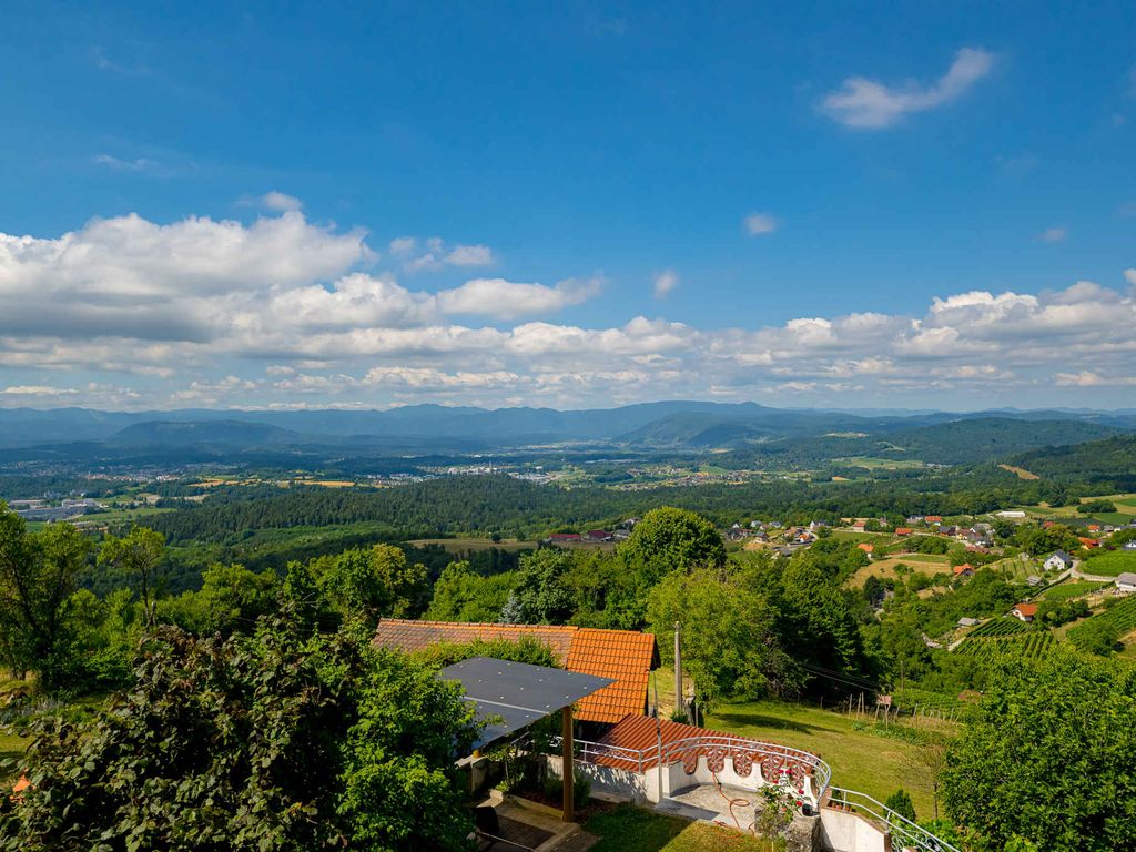 Ferienhaus mit schönem Ausblick
