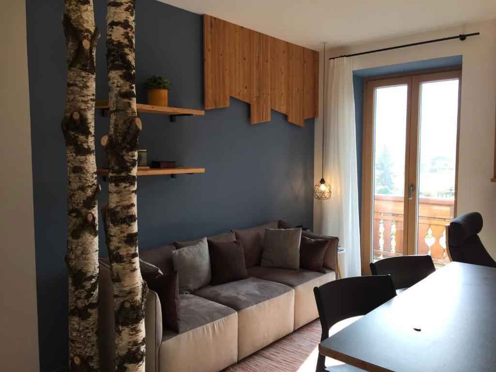 Studio mit Terrasse und Bergblick