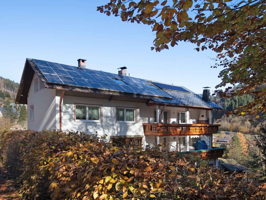 Ferienwohnung mit gemeinsamen Balkon