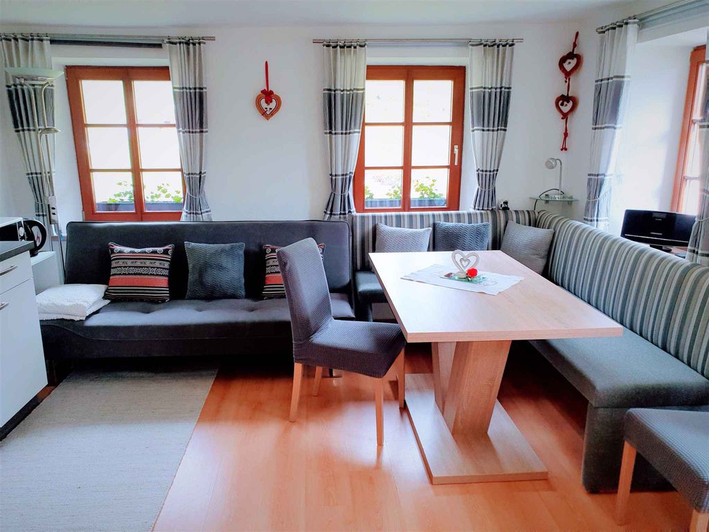 Ferienwohnung mit Balkon
