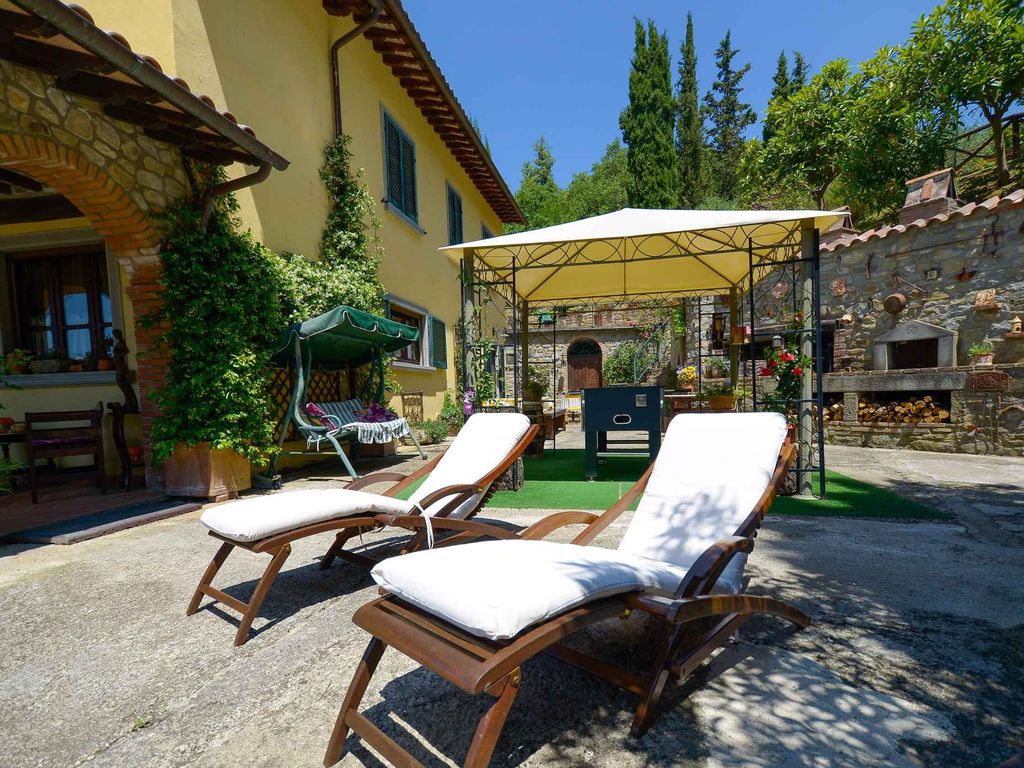 Ferienhaus mit Pool und Terrasse