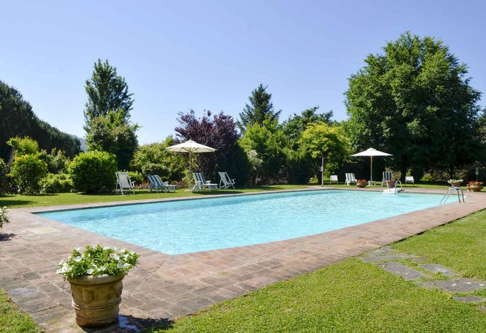 Ferienwohnung mit Aussenpool und WLAN