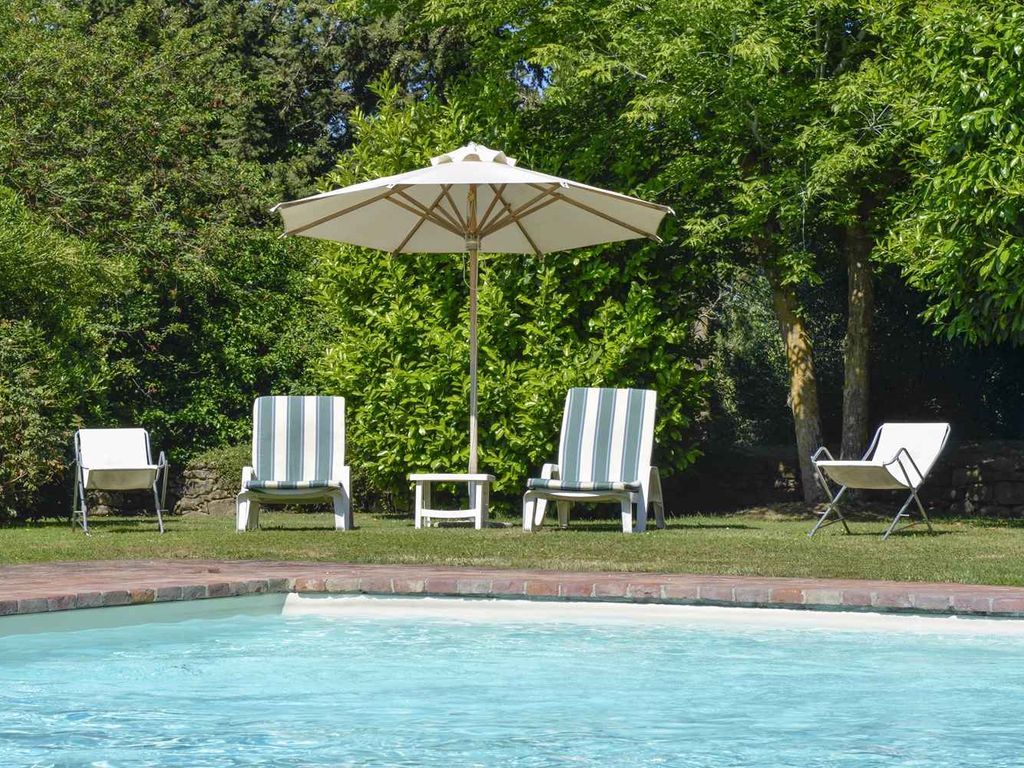 Ferienwohnung mit Aussenpool und WLAN