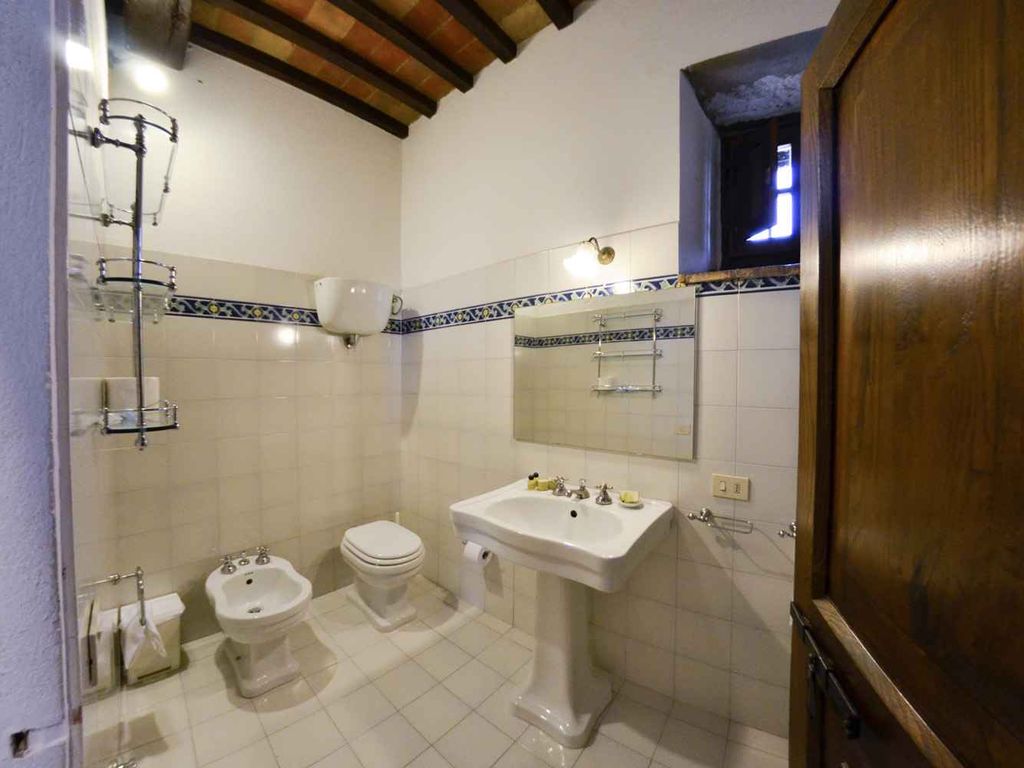 Ferienwohnung mit Aussenpool und WLAN