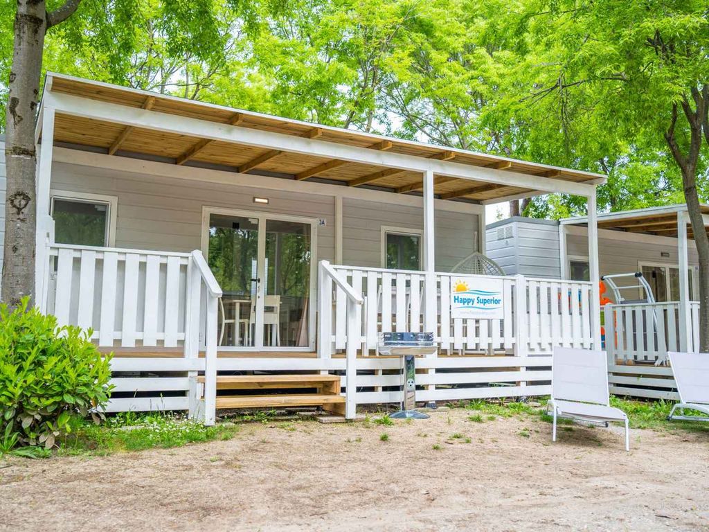Mobilehome mit Klimaanlage, Terrasse und Pool