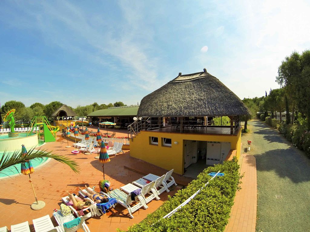 Mobilehome mit Klimaanlage, Terrasse und Pool
