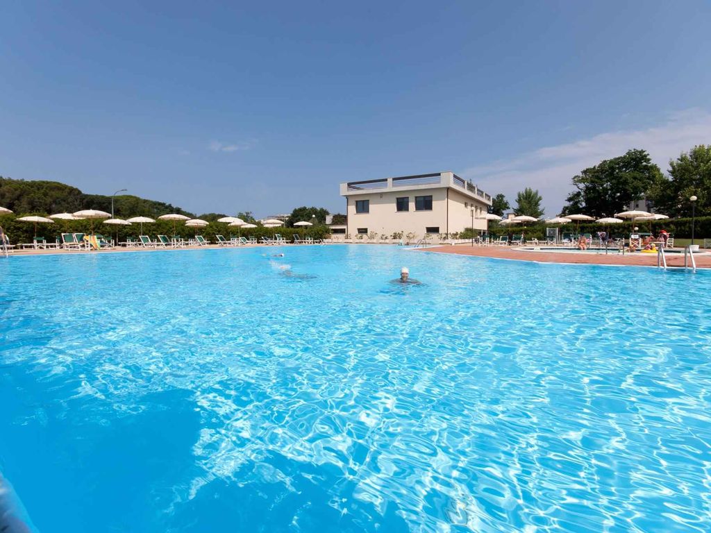 Ferienwohnung mit Klimaanlage und Pool