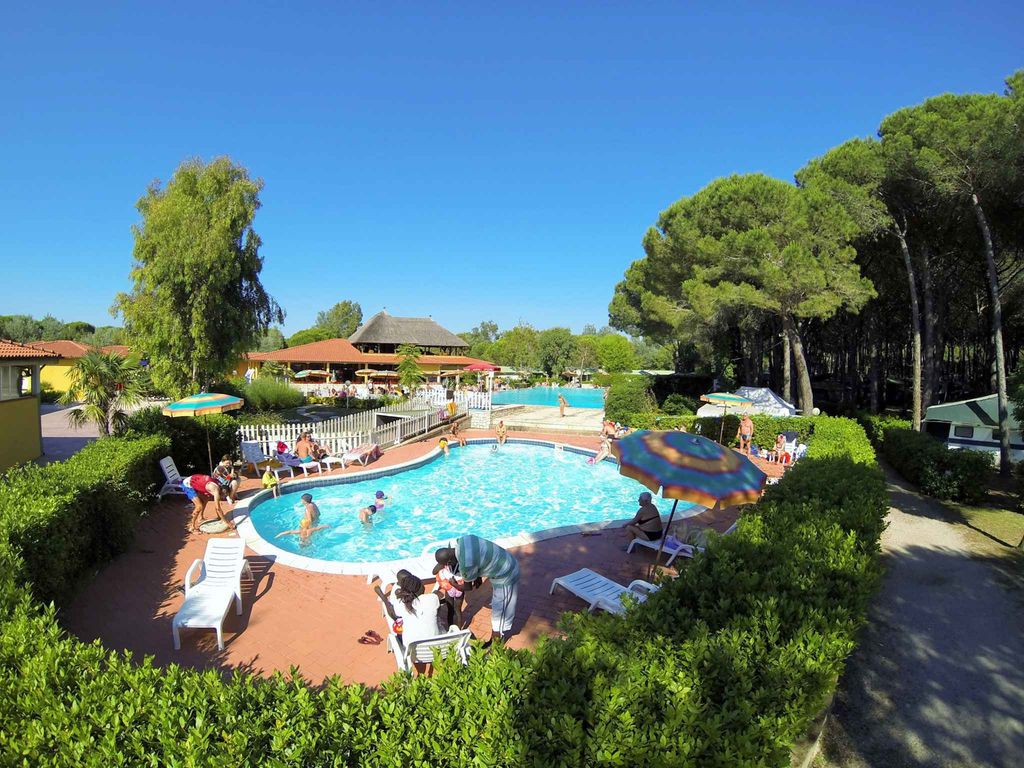 Mobilehome mit Klimaanlage, Terrasse und Pool