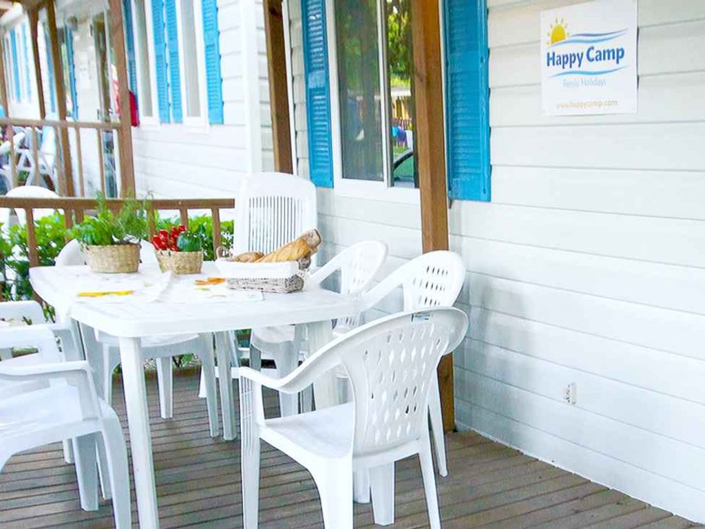 Mobilehome mit Klimaanlage, Terrasse und Pool