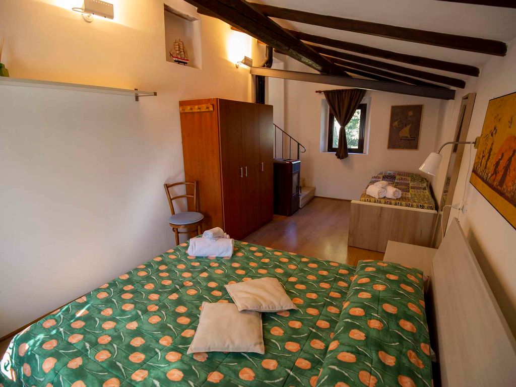 Ferienhaus am Waldrand mit Parkplatz