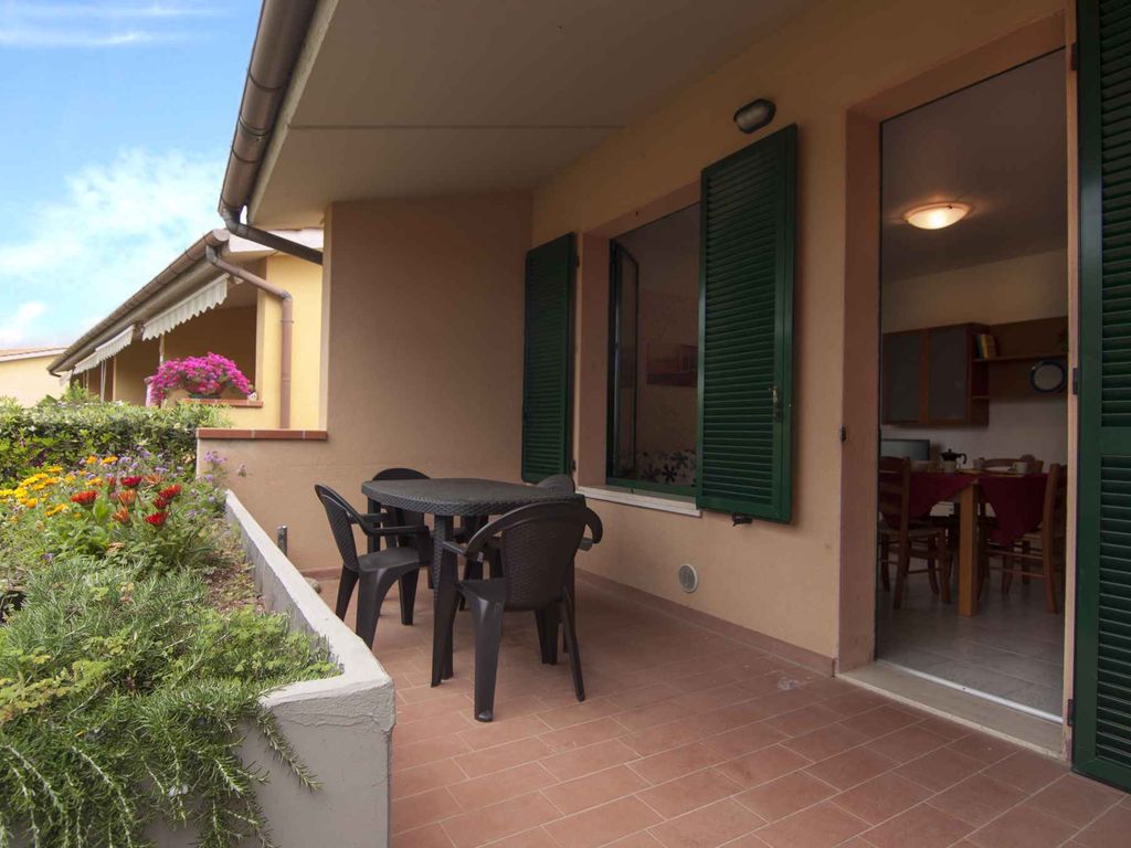 Ferienwohnung mit Klimaanlage und Außenpool