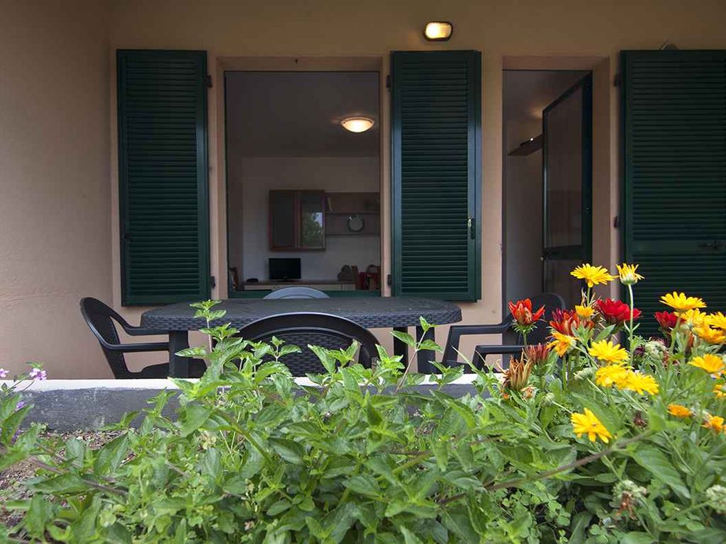 Ferienwohnung mit Klimaanlage und Außenpool