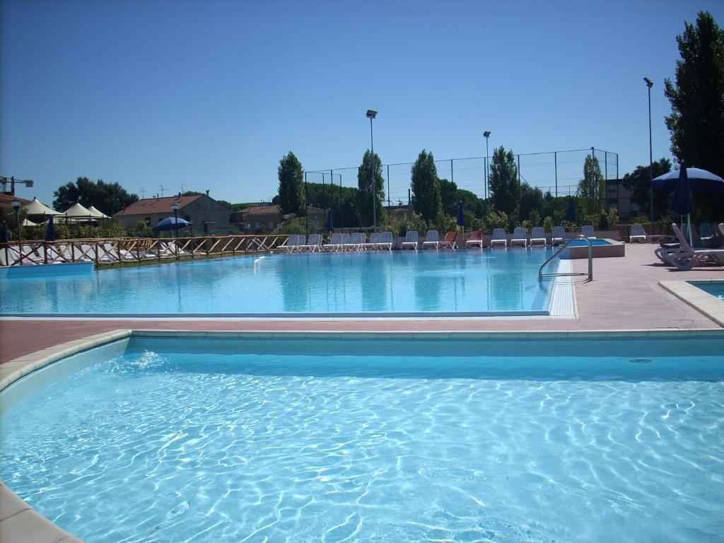Ferienwohnung mit Klimaanlage und Außenpool